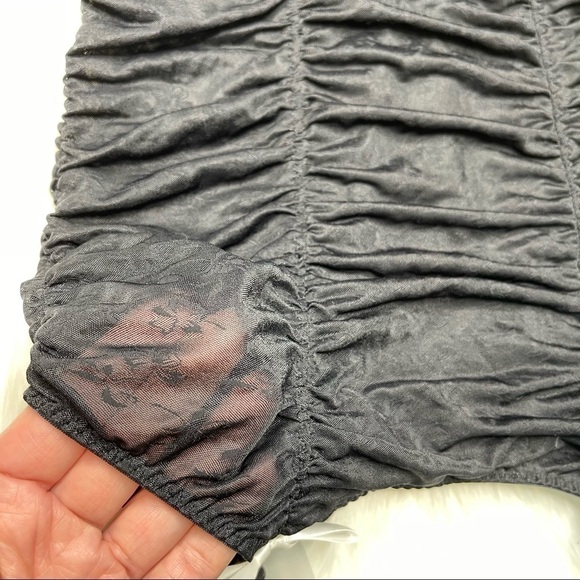 Victoria’s Secret Sexy Little Things Lingerie/Garter 34B - Picture 5 of 12